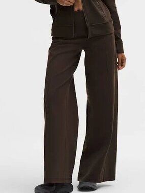 Lululemon Brown Define High-Rise Wide-Leg Pant in Luon